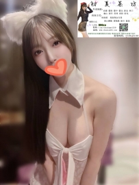 進門不囉嗦，二話不說就把你撲倒