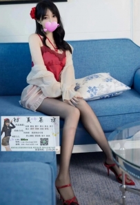 勾人心弦的胸部，一個眼神、一次撫摸