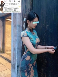 殷桃小嘴很會吸